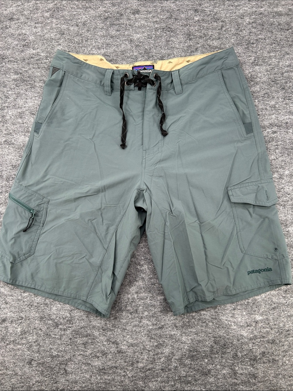 Patagonia Men's Sage Green Cargo Shorts MOC Hybrid Shorts Size 36